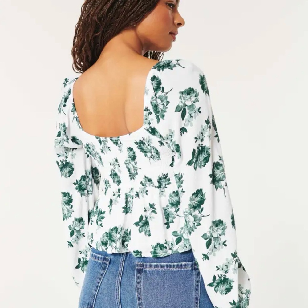 Hollister White Peplum Blouse with Green Floral Print - Picture 2 of 5